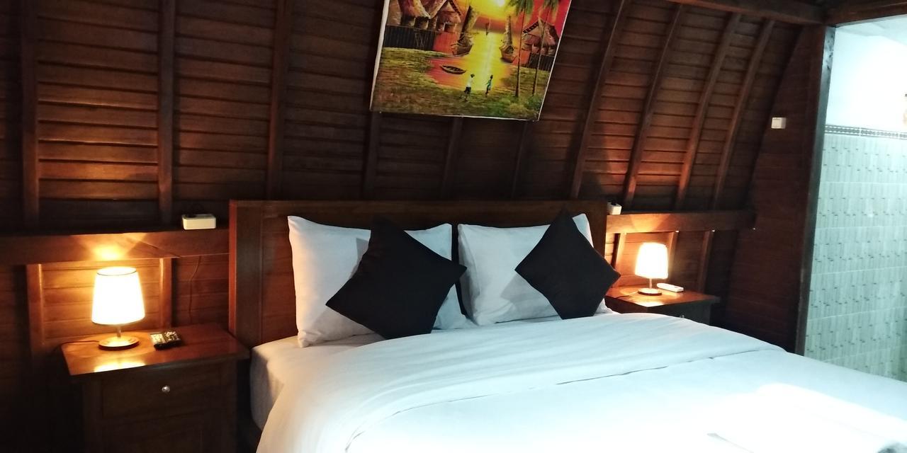 Coconut Hill Cottage Batununggul Esterno foto